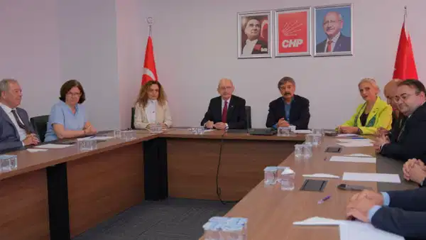 Son Dakika... Kılıçdaroğlu yönetiminden yeni 'ihraç' hamlesi: Belediye başkanları ve bazı vekiller için görüşülecek
