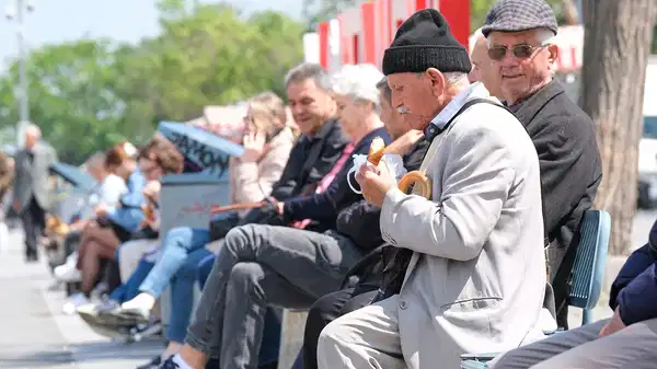 Genelge yayımlandı: Memur ve memur emeklilerinin zam oranı resmiyet kazandı