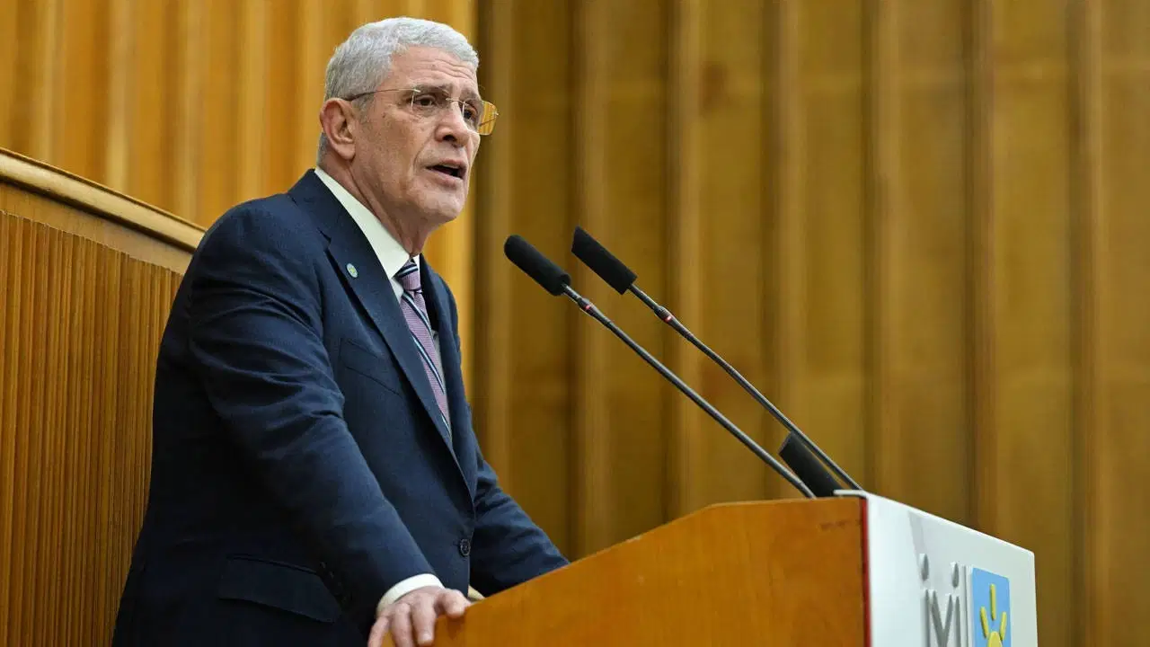 İYİ Parti Genel Başkanı Müsavat Dervişoğlu'ndan 'deprem' önergesi: Hangi aşka düşmüşsünüz göreceğiz