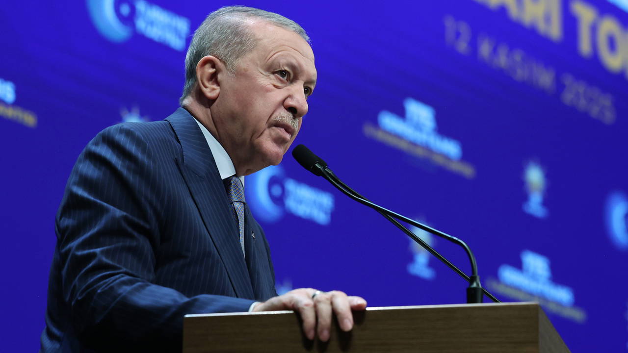 Erdoğan 'iddianameye' değinmedi, Özgür Özel'i hedef aldı