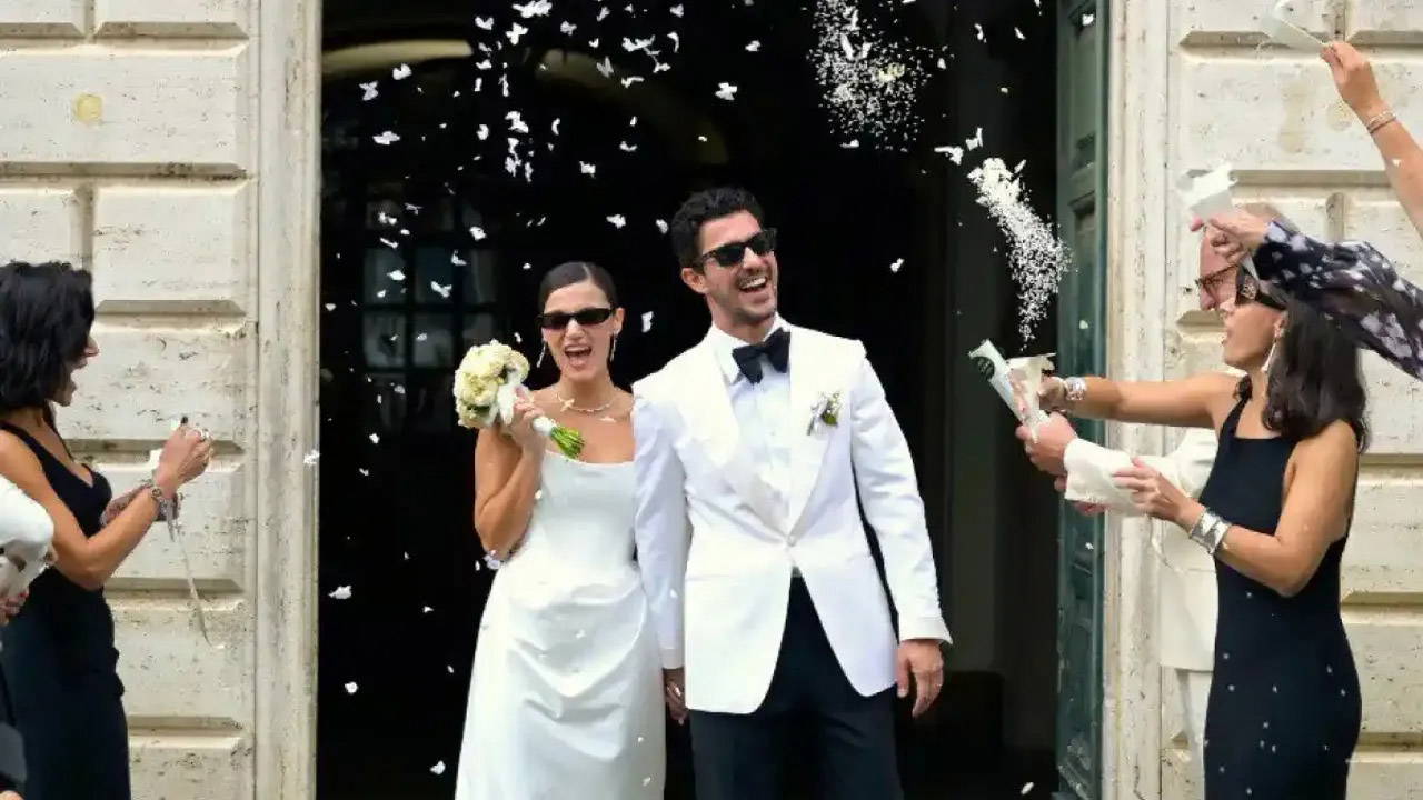 Pınar Deniz'den soyadı hamlesi!