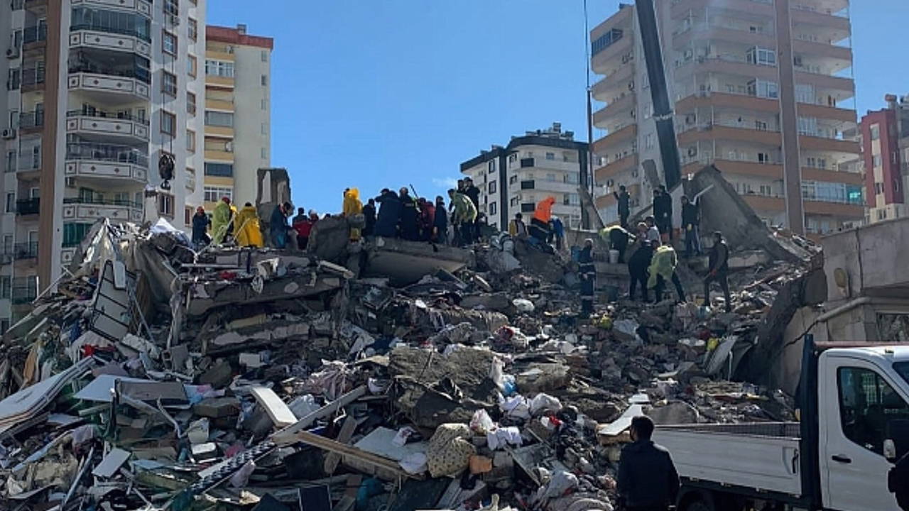 Kusursuz aklama! 63 kişinin öldüğü Tutar Yapı Sitesi dosyasında kamu görevlilerine 'kusursuz' raporu