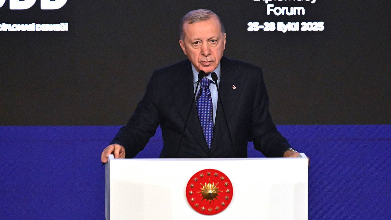 'Alma mazlumun ahını çıkar aheste aheste'