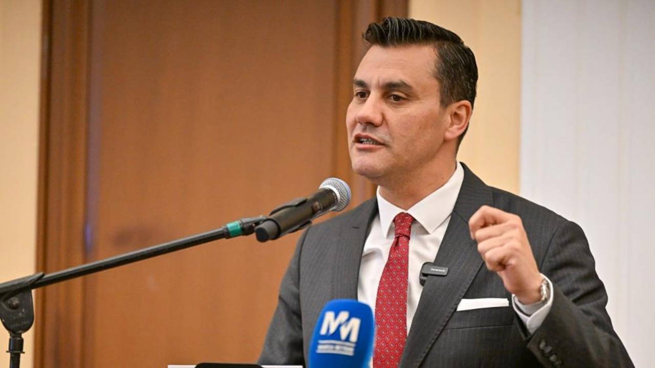 Ferdi Zeyrek hastaneye kaldırıldı: Durumu ağır