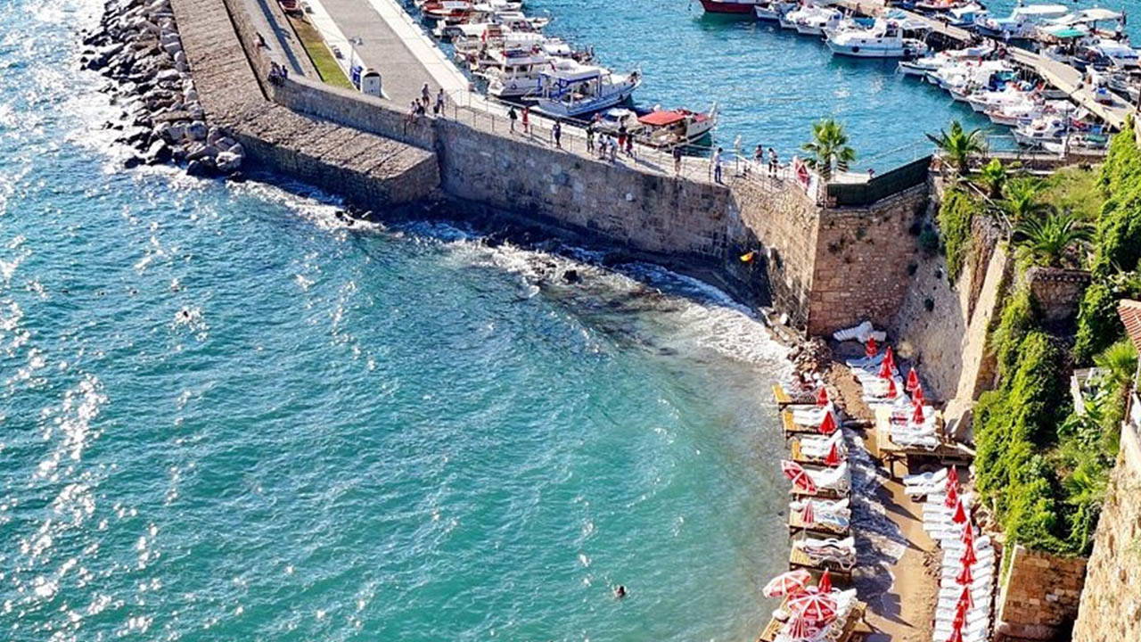 Valilik milyonları harcadı, devretti