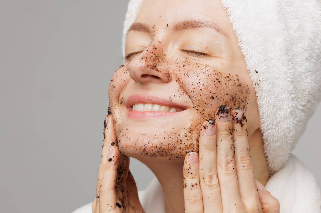 Evde uygulayabileceğiniz 5 doğal peeling tarifi