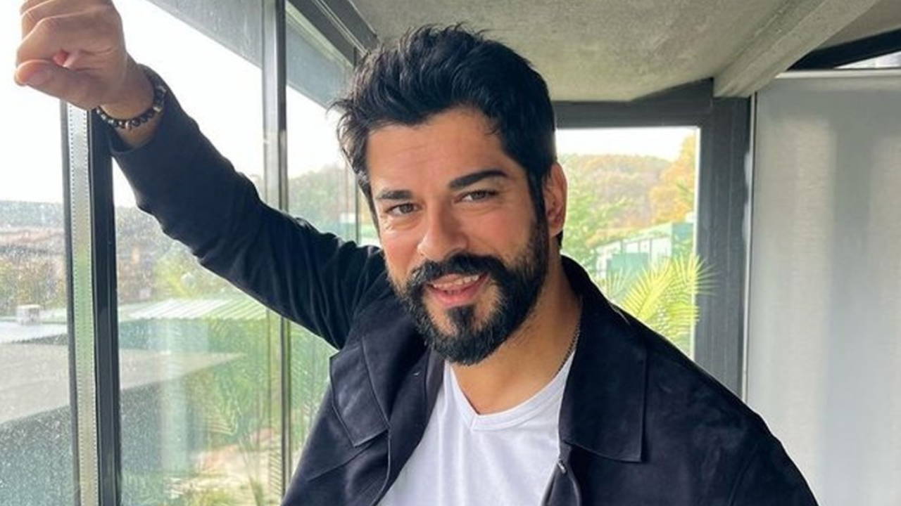 Burak Özçivit sahneye çıkıyor: Kariyerinde bir ilk!