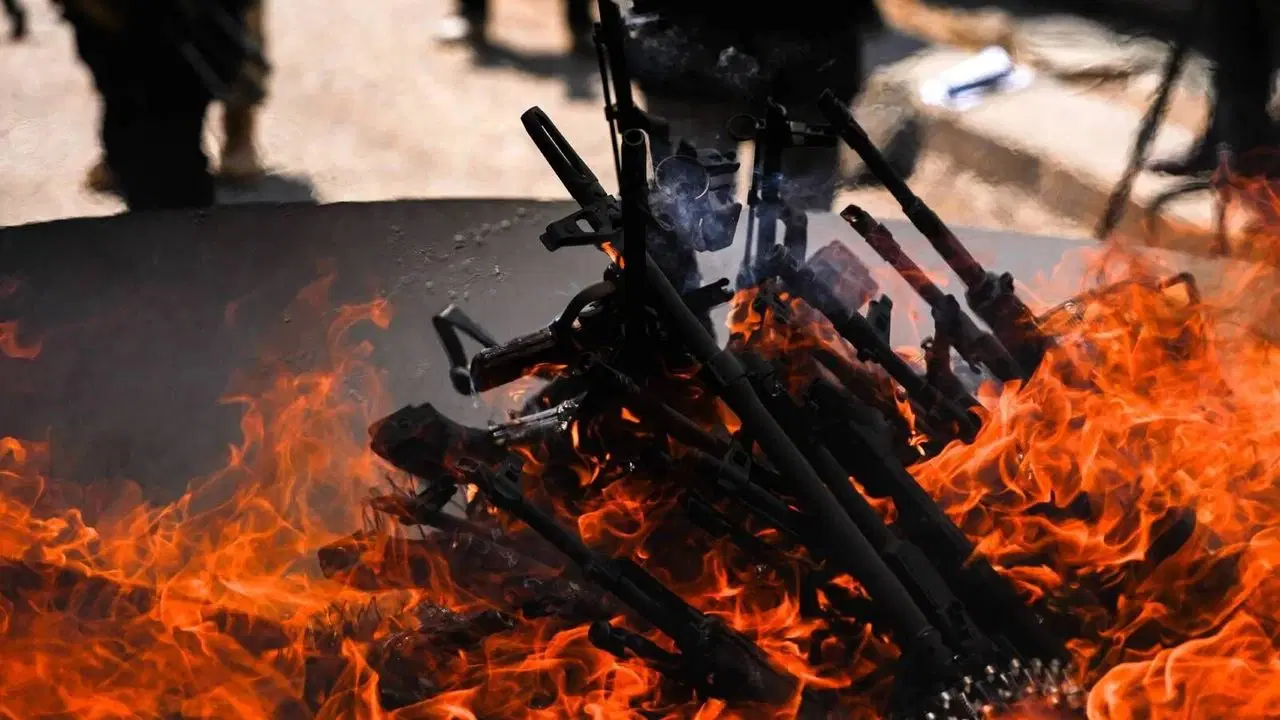 11 partiden iktidara 'acil somut adım' çağrısı