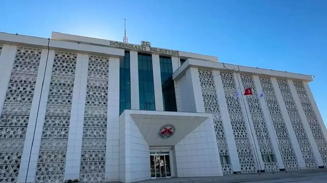 Eski başkan dahil 22 kişi hakkında gözaltı kararı