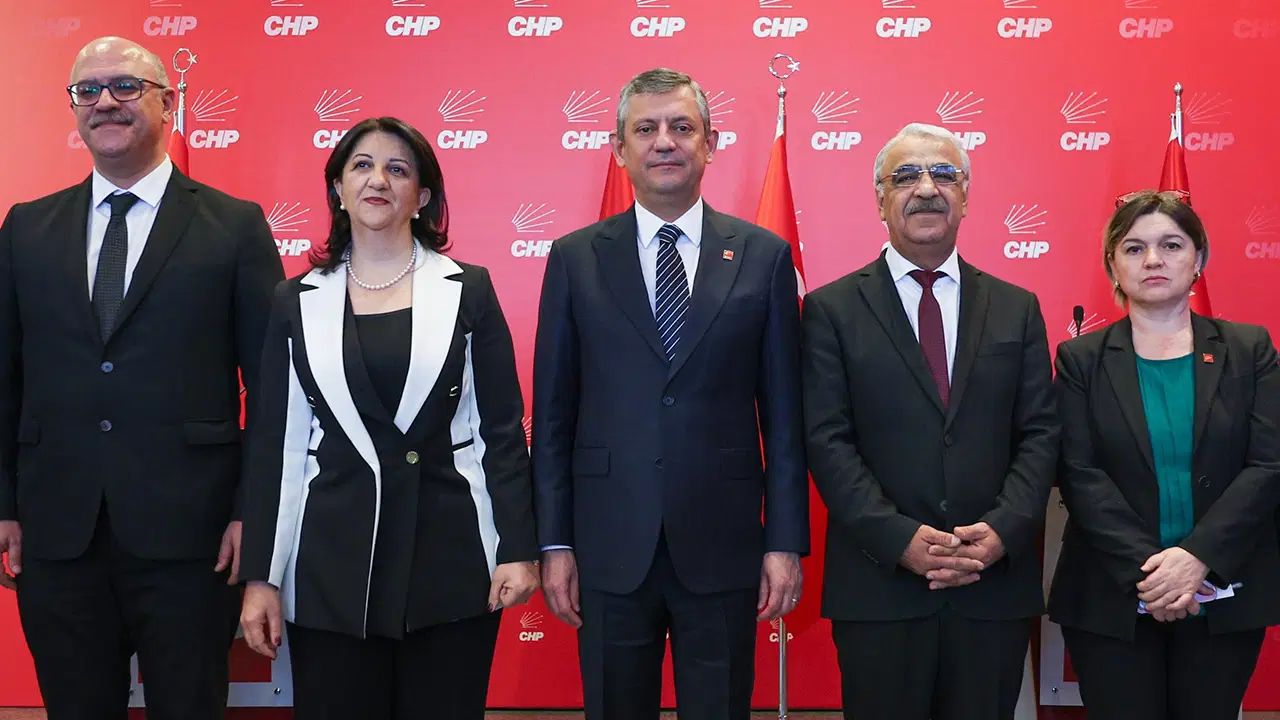DEM Parti İmralı Heyeti'nden CHP'ye ziyaret