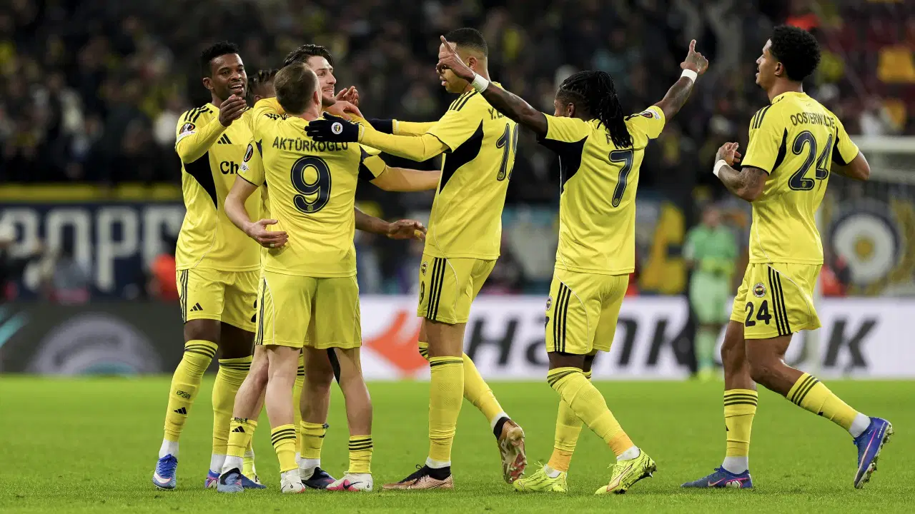 Fenerbahçe yoluna play-off'ta devam ediyor: FCSB 1-1 Fenerbahçe