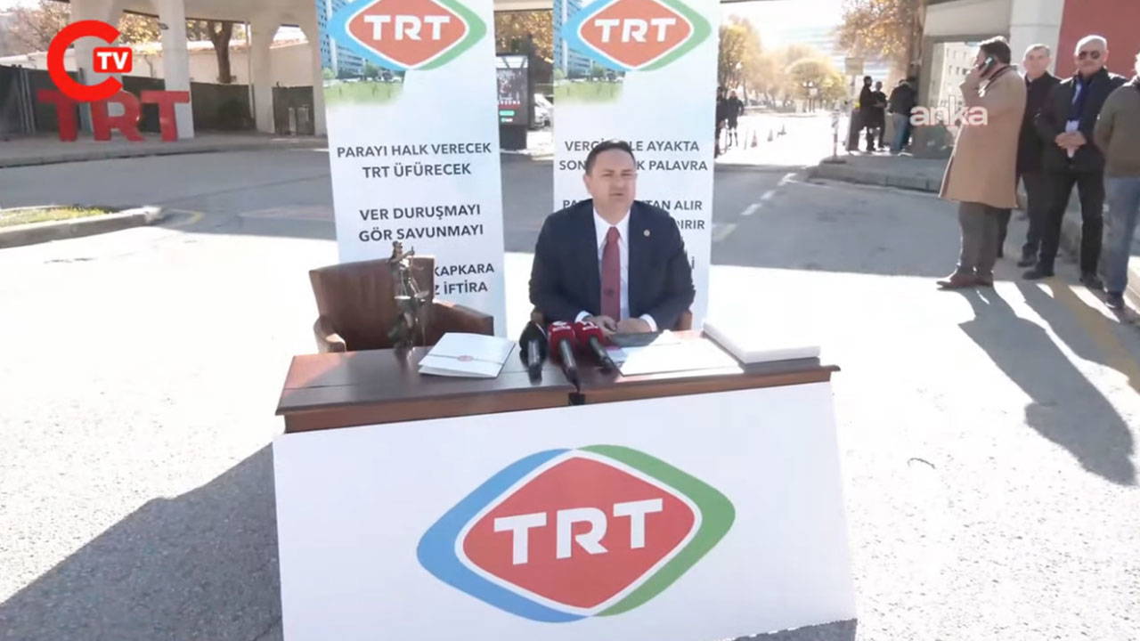 CHP'li Akdoğan: Özel ağzını açıp tek kelime etmemiş mi?