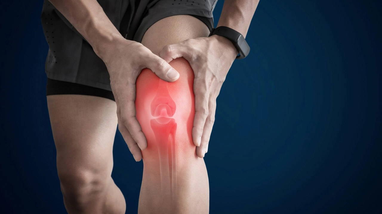 Uzmanından kadınlara uyarı: "Diz ağrısını hafife almayın"