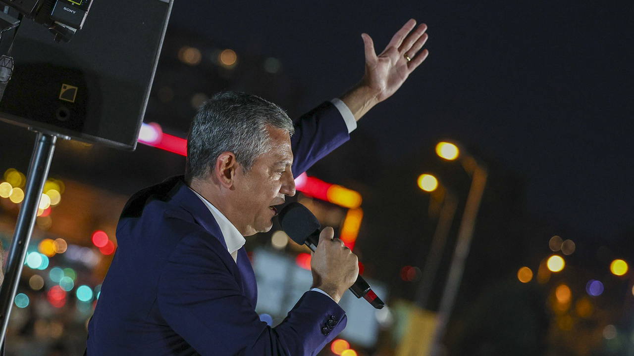 'AK Parti’nin kendi içindeki tüm kliklerin birbiriyle kavgası var'