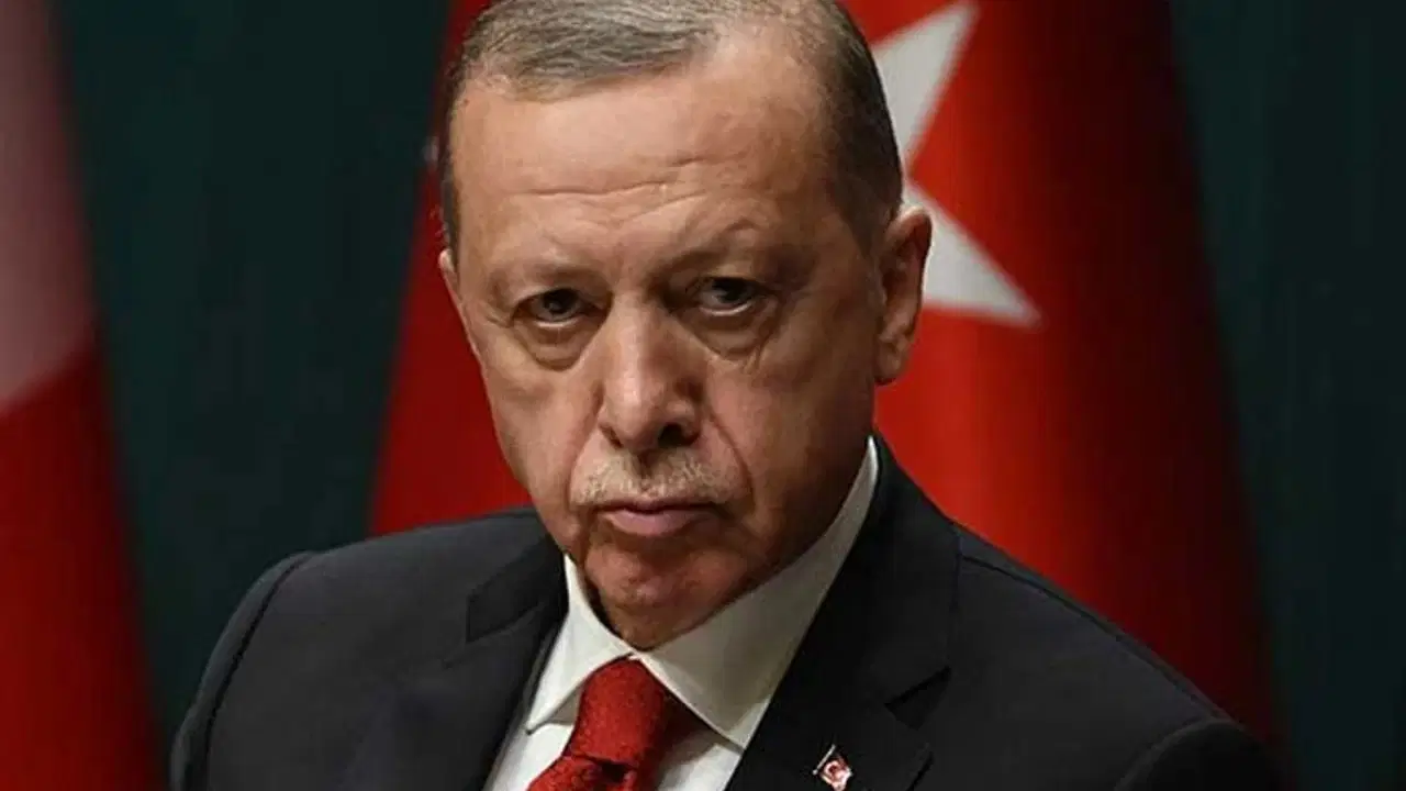 AKP’nin “Terörsüz Türkiye” raporu Erdoğan'a sunuldu