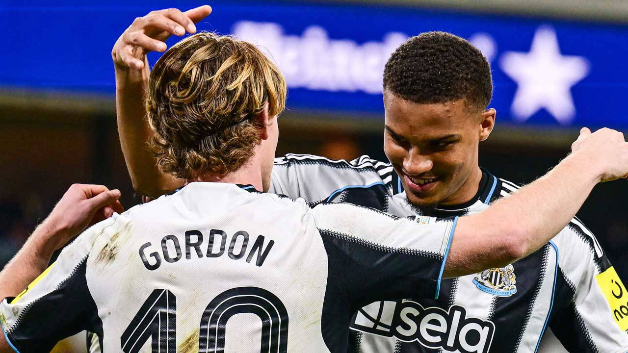 Newcastle, Saint Gilloise'yı rahat geçti!