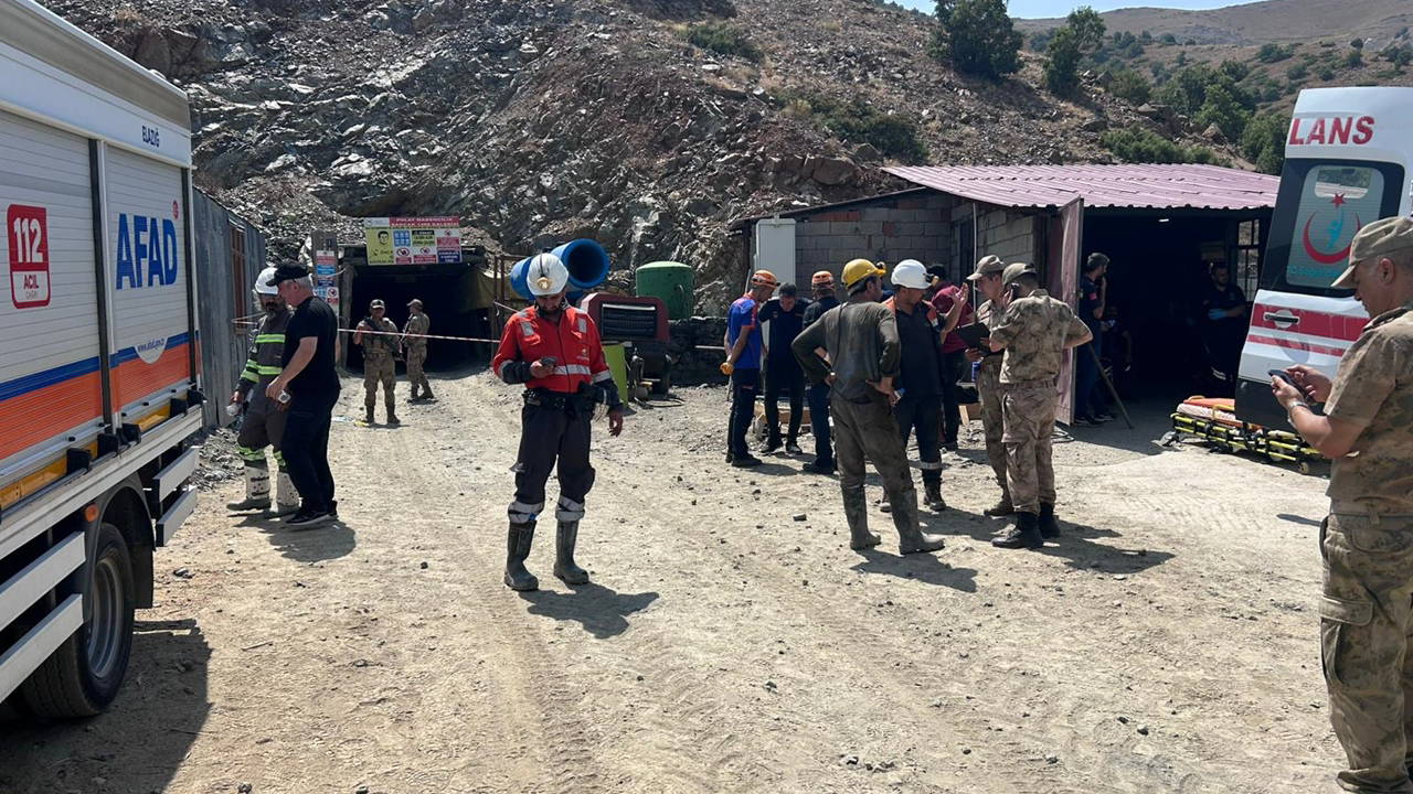 Son Dakika... Elazığ'da maden ocağında göçük: Çok sayıda ekip sevk edildi