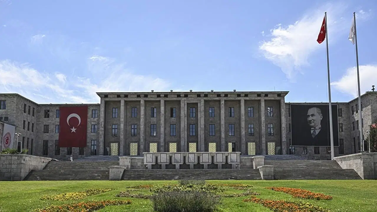 5 kişi hakkında dava açıldı