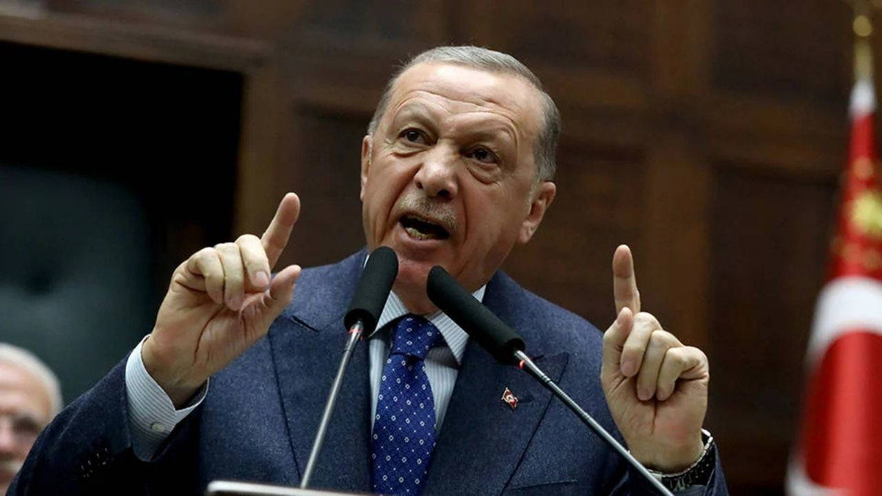 ‘Gözümde çip var, yüz tanımayla herkesi görüyorum’ diyen kişiyi tutukladılar