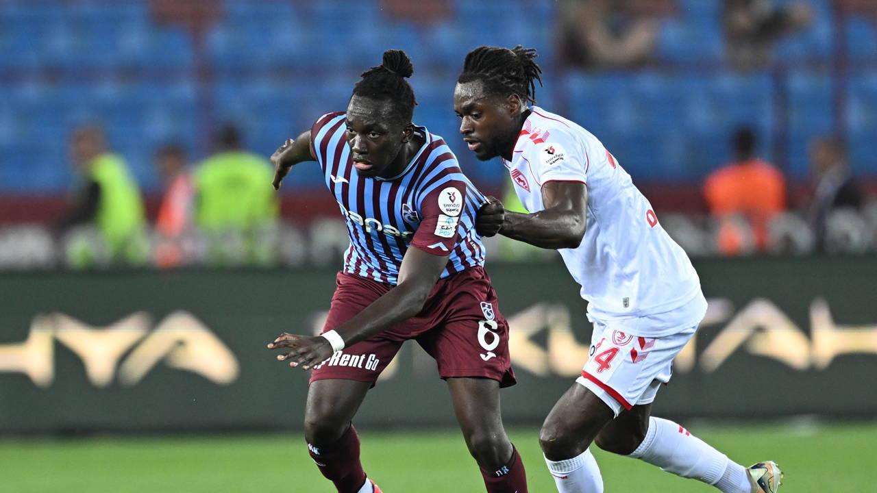 Maçın son anları nefes kesti... Karadeniz derbisinde 4 gol var, kazanan yok! Trabzonspor 2-2 Samsunspor