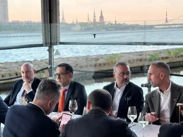 Türkiye ve Letonya arasında Riga'da güçlü ticaret köprüsü