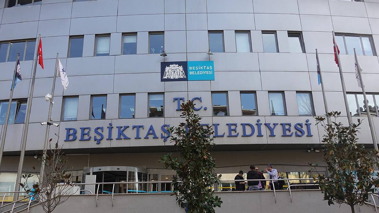 Beşiktaş Belediyesi'ne operasyon