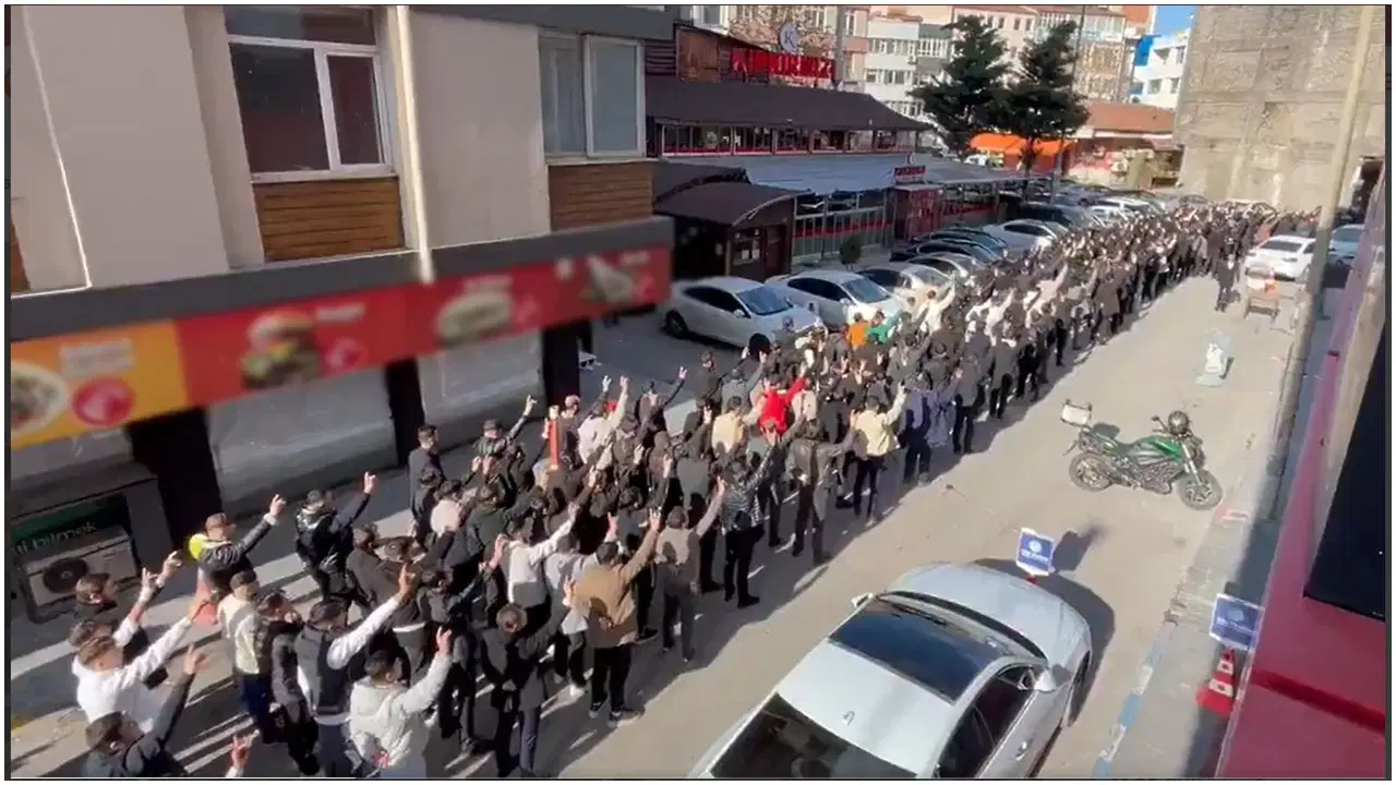 'Yanınıza PKK'yı, Öcalan'ı alın'