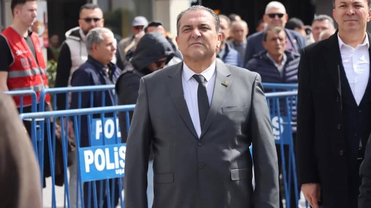 Bir CHP'li belediyeye daha operasyon