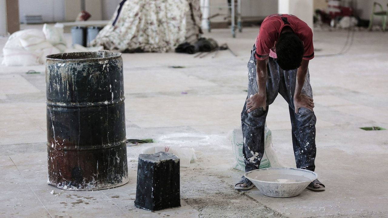 İnşaattan düşen 12 yaşındaki çocuk yoğun bakımda