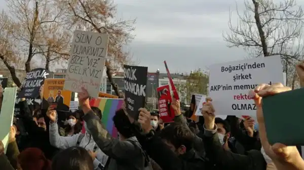 AYM, Boğaziçi Üniversitesi Rektörü'nün, protestocu öğrenciler için aldırdığı tedbir nedeniyle ihlal kararı verdi