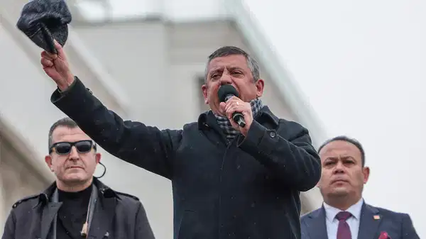 Özel’den Erdoğan'ın Venezuela sessizliğine sert tepki: