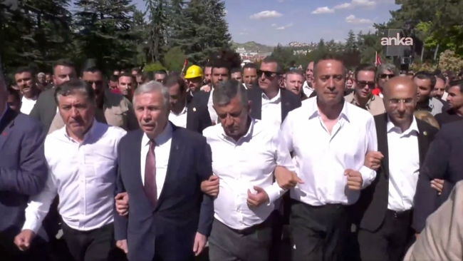Güvenpark'ta tarihi buluşma...