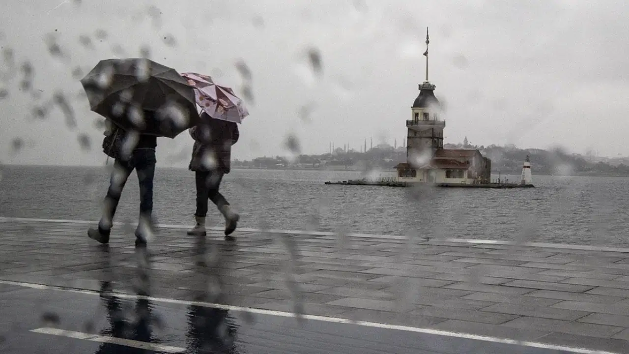 Meteoroloji'den İstanbul için yeni uyarı: Kuvvetli sağanak yine geliyor