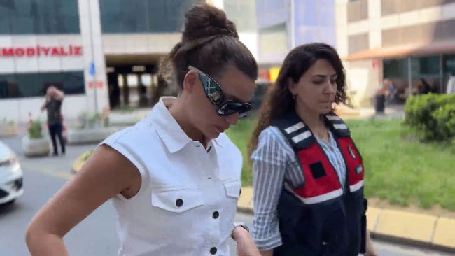 Serenay Sarıkaya gözaltına alındı: İşte ilk görüntüler...