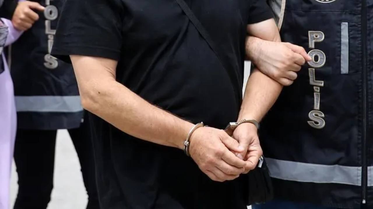 Bakanlık duyurdu... Hakkari ve Samsun’da uyuşturucu operasyonu: 3 şüpheli tutuklandı