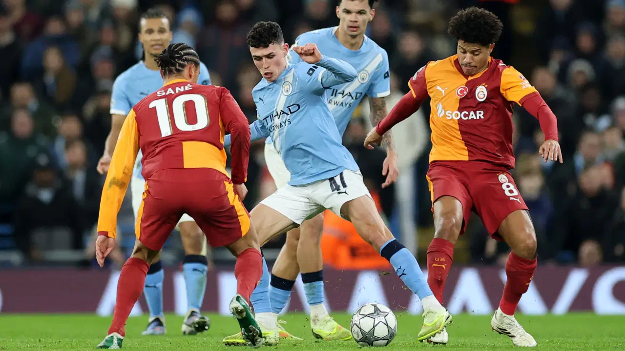 Galatasaray yoluna play-off'ta devam edecek: Manchester City 2-0 Galatasaray