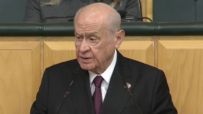 Bahçeli, CHP'ye yönelik operasyonları işaret etti