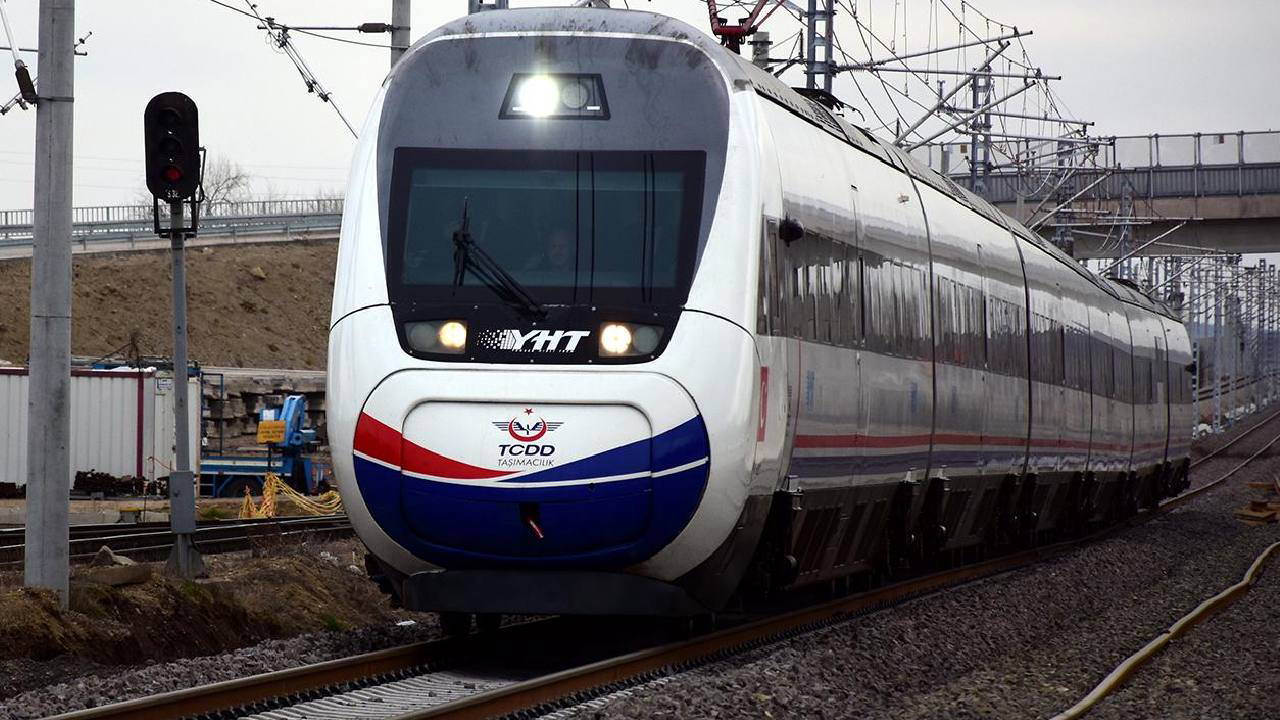 Kurban Bayramı için trenlerin yolcu kapasitesinde artış