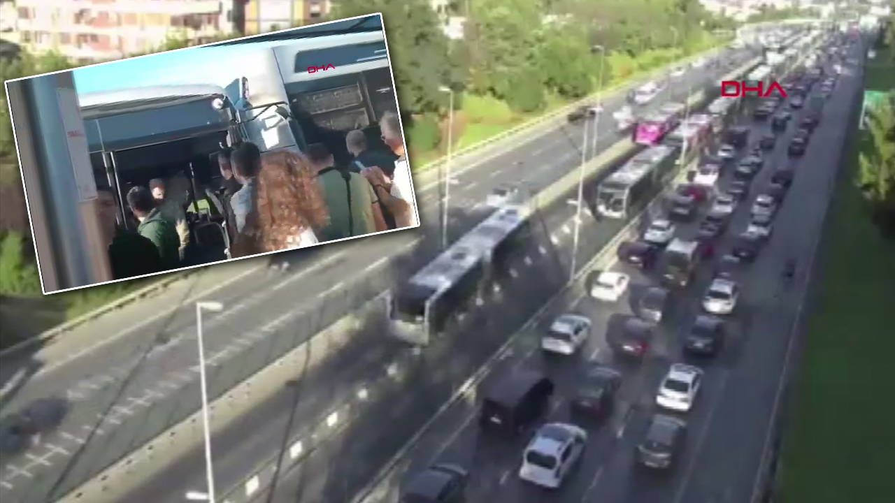 Kadıköy'de 2 metrobüs çarpıştı! Çok sayıda ekip sevk edildi