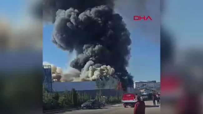 Ankara’da bir fabrikada yangın çıktı: 1 işçi aranıyor