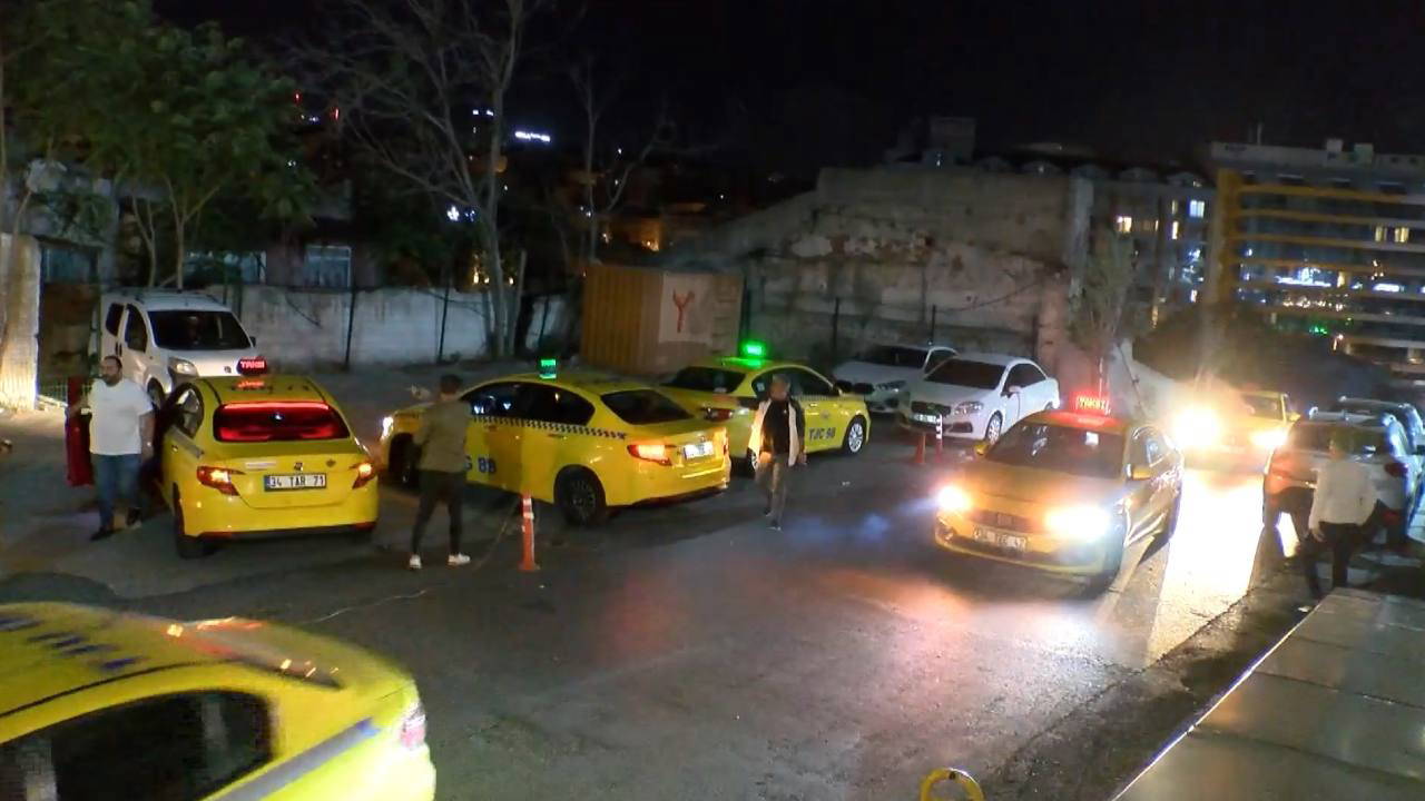 Taksiye binen müşteri kurşun yağdırdı!