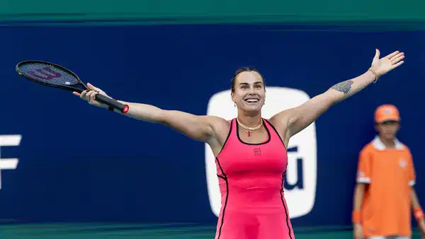 Aryna Sabalenka, Miami Açık'ta üst üste ikinci kez şampiyon oldu