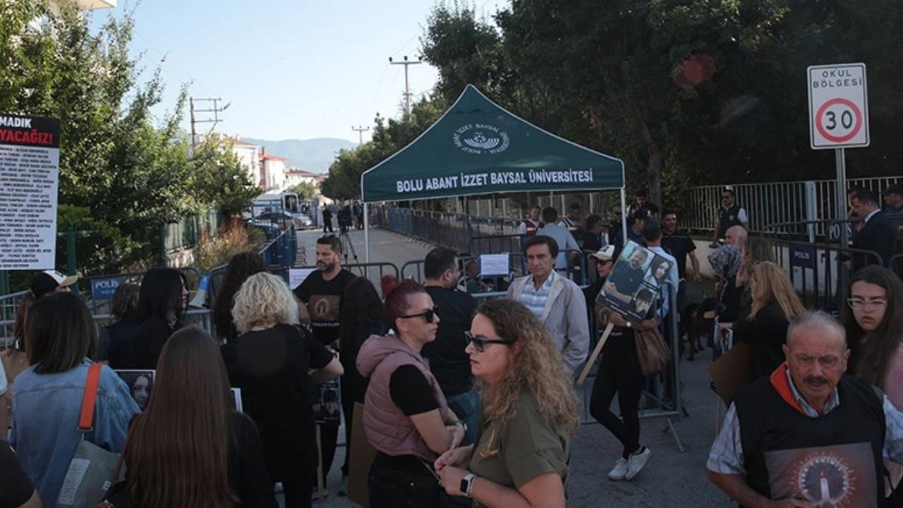 Bolu Grand Kartal Otel yangını faciası davası: Sanık avukatının, 'Bu olay elim bir kaza, olası kast söz konusu değil' savunması tepki çekti