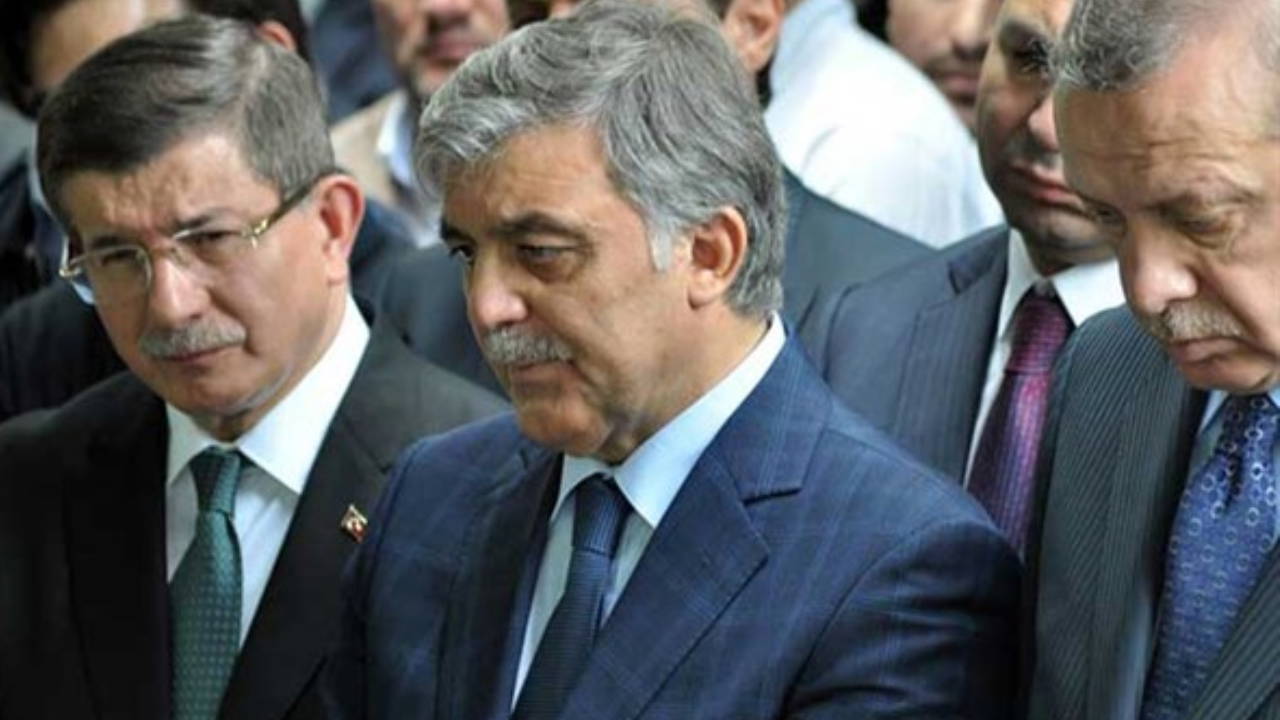 İkinci adamlar mezarlığı
