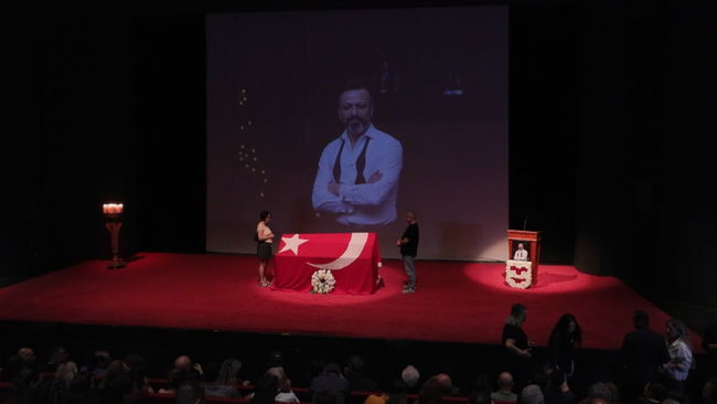 Oyuncu Serhat Kılıç’a Harbiye’de duygusal veda...
