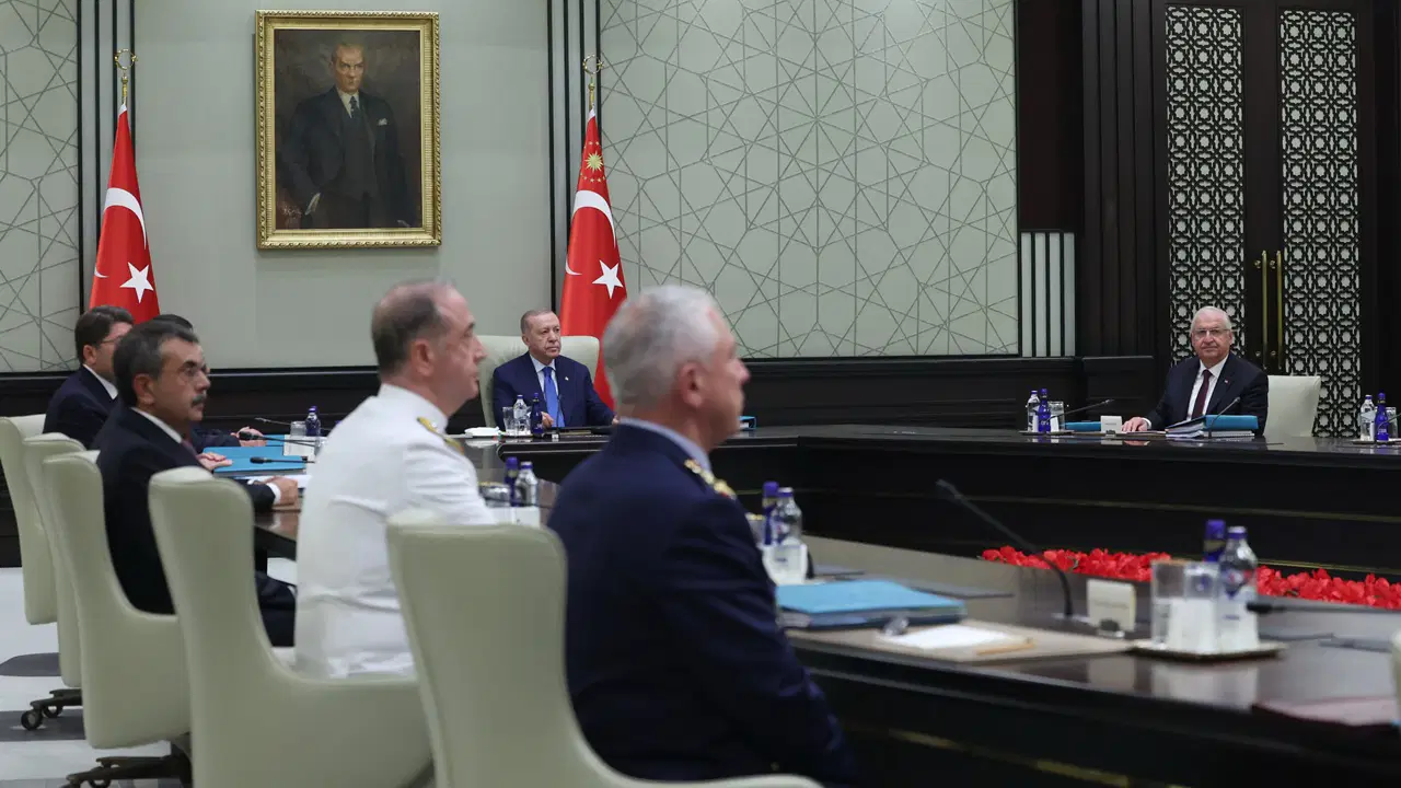 YAŞ kararları Resmi Gazete'de!