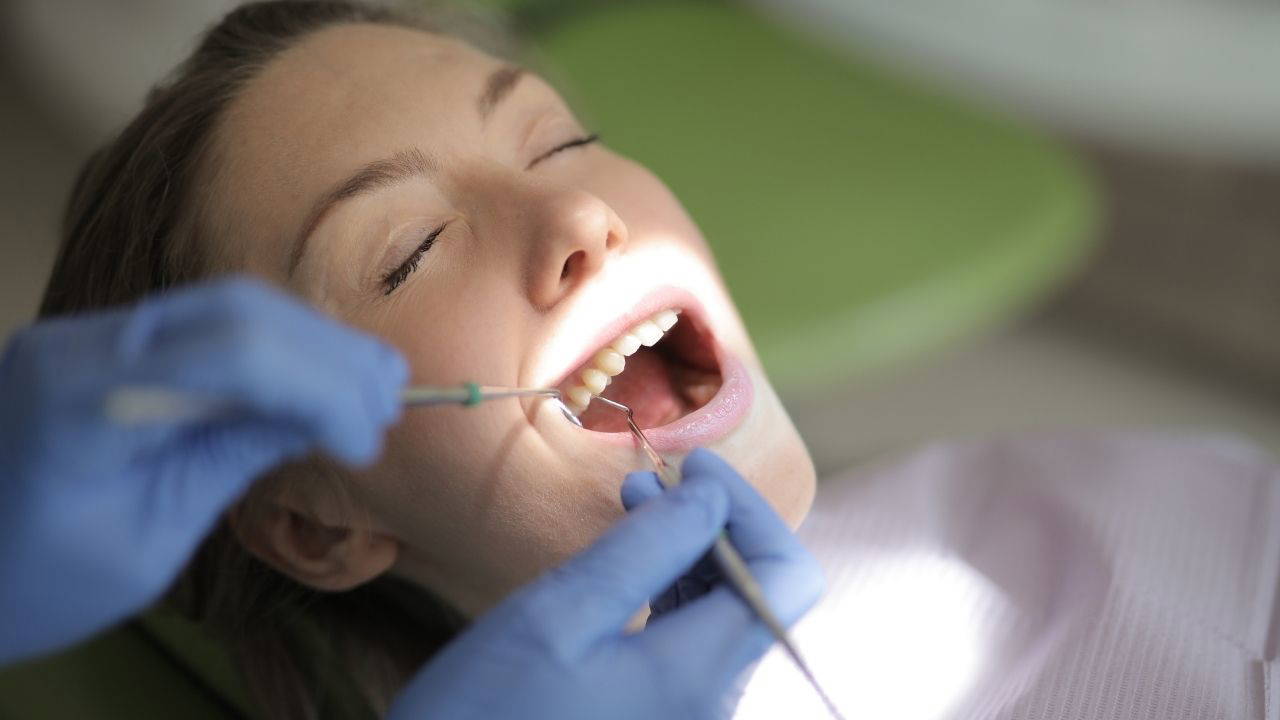 Ağızdaki bakteri miktarı ne kadar mutlu olduğumuzu gösteriyor