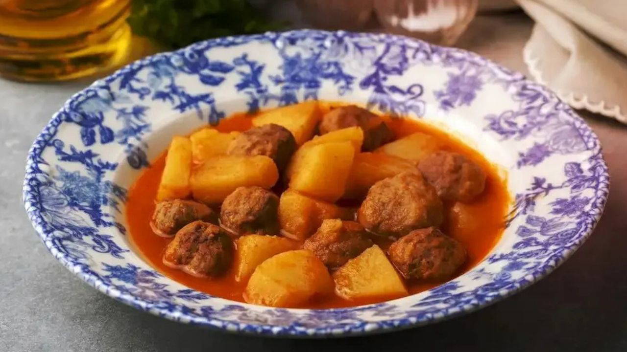 Pratik ve yapımı kolay: Sulu köfte tarifi