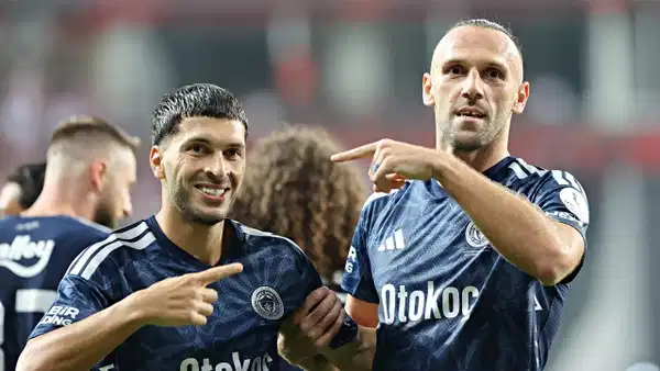 Zorlu deplasmanda hata yapmadı: Fenerbahçe, Samsun'dan 3 puanla döndü