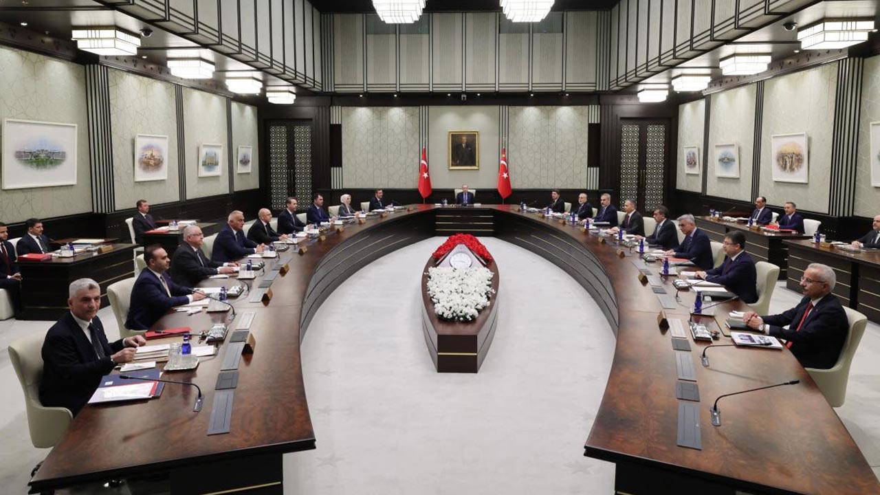 Kabine Toplantısı saat kaçta? 